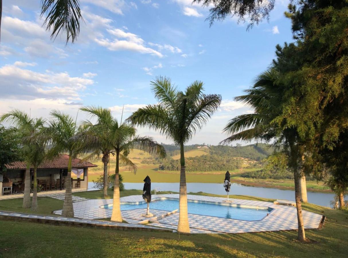 Vila Sitio Frente A Barragem Salesópolis Exteriér fotografie